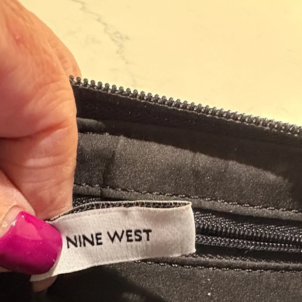 Nine West Black Quilted Wristlet